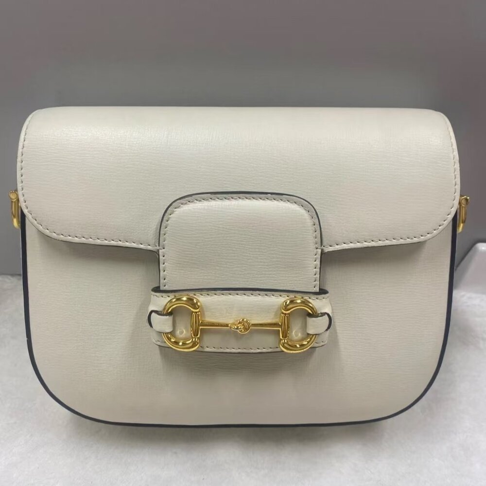 Gucci bags are new, trendy and versatile, interpreting high-end fashion attitude